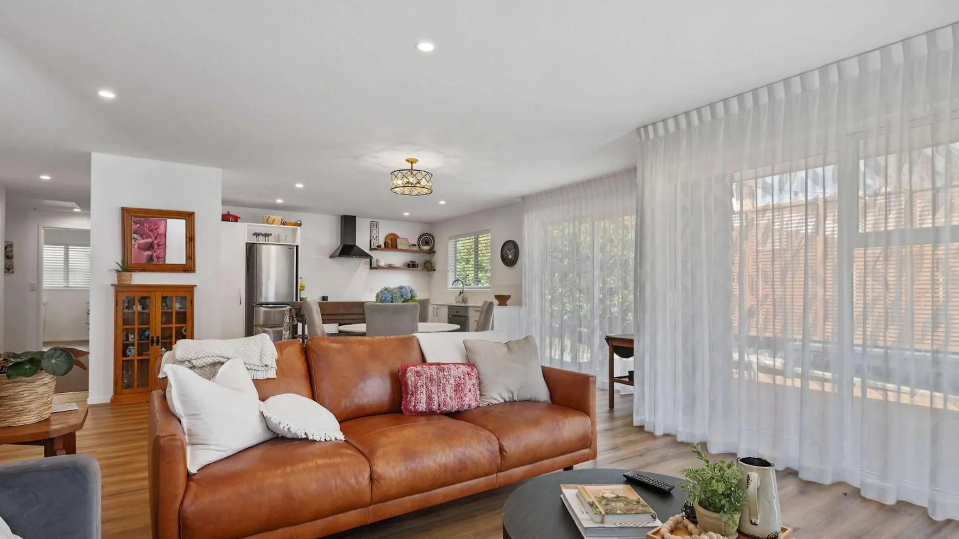 Inn Mcdowell - Modern 3 Bedroom In Springfield Rotorua
