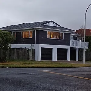 4* Frühstückspension Rotorua Studio
